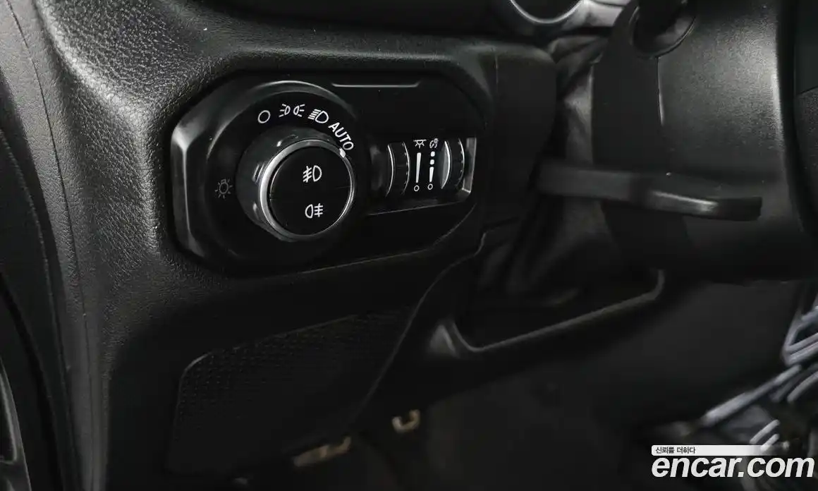Jeep Wrangler 2020 2.0 гидро в Москве, фото 28