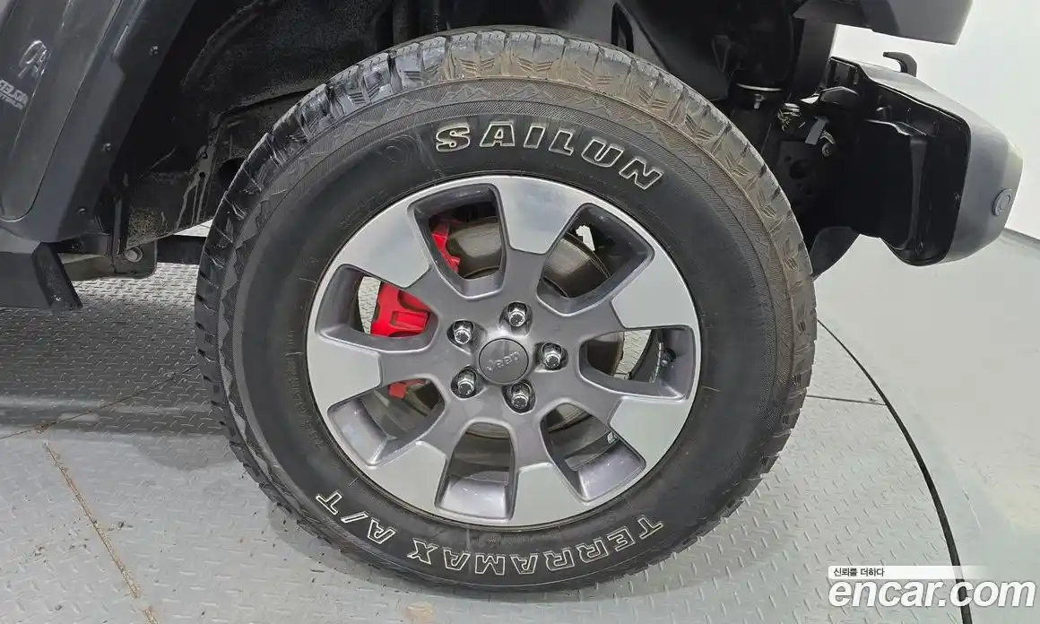 Jeep Wrangler 2020 2.0 гидро в Москве, фото 7