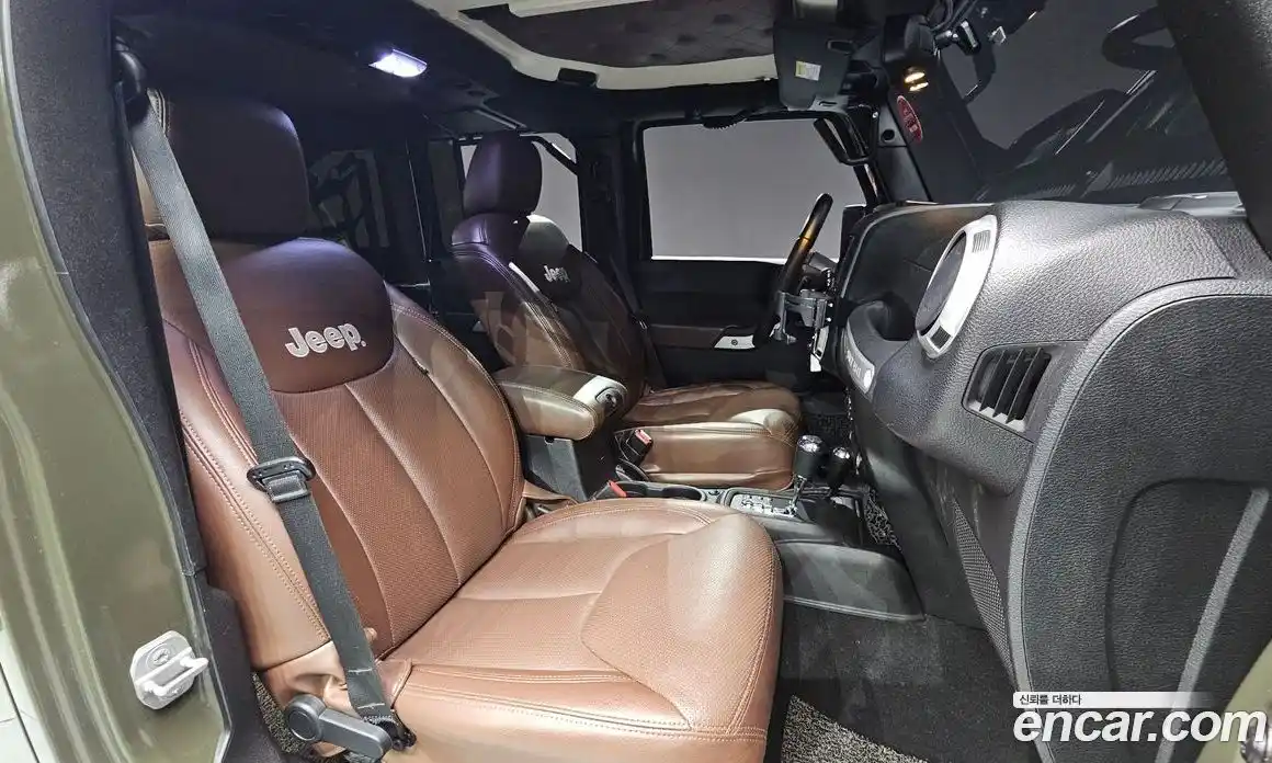 Jeep Wrangler 2015 2.8 гидро в Москве, фото 10