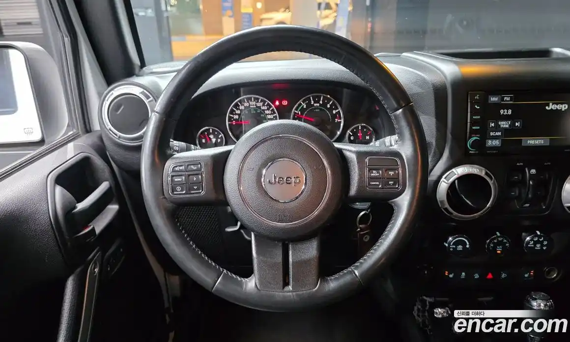 Jeep Wrangler 2016 3.6 гидро в Москве, фото 13