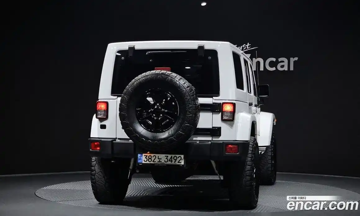 Jeep Wrangler 2016 3.6 гидро в Москве, фото 4