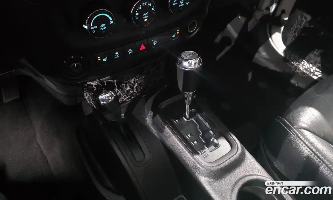 Jeep Wrangler 2016 3.6 гидро в Москве, фото 9