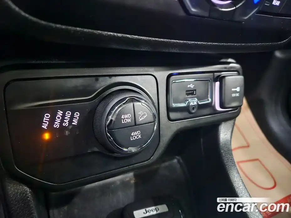 Jeep Renegade 2018 2.0 гидро в Москве, фото 11