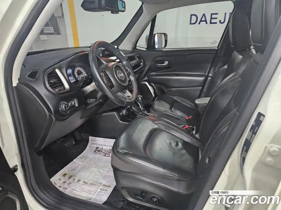 Jeep Renegade 2018 2.0 гидро в Москве, фото 12