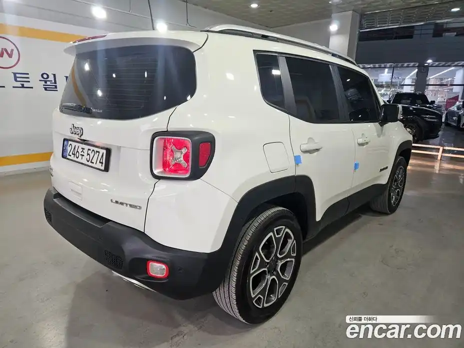Jeep Renegade 2018 2.0 гидро в Москве, фото 6