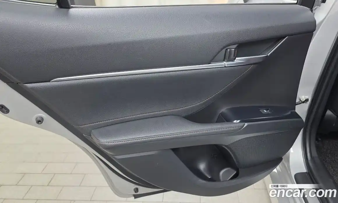Toyota Camry 2018 2.5 гидро, фото 15