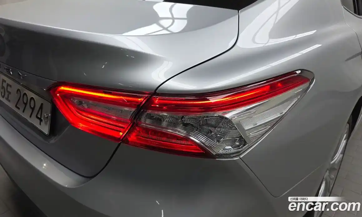 Toyota Camry 2018 2.5 гидро, фото 9