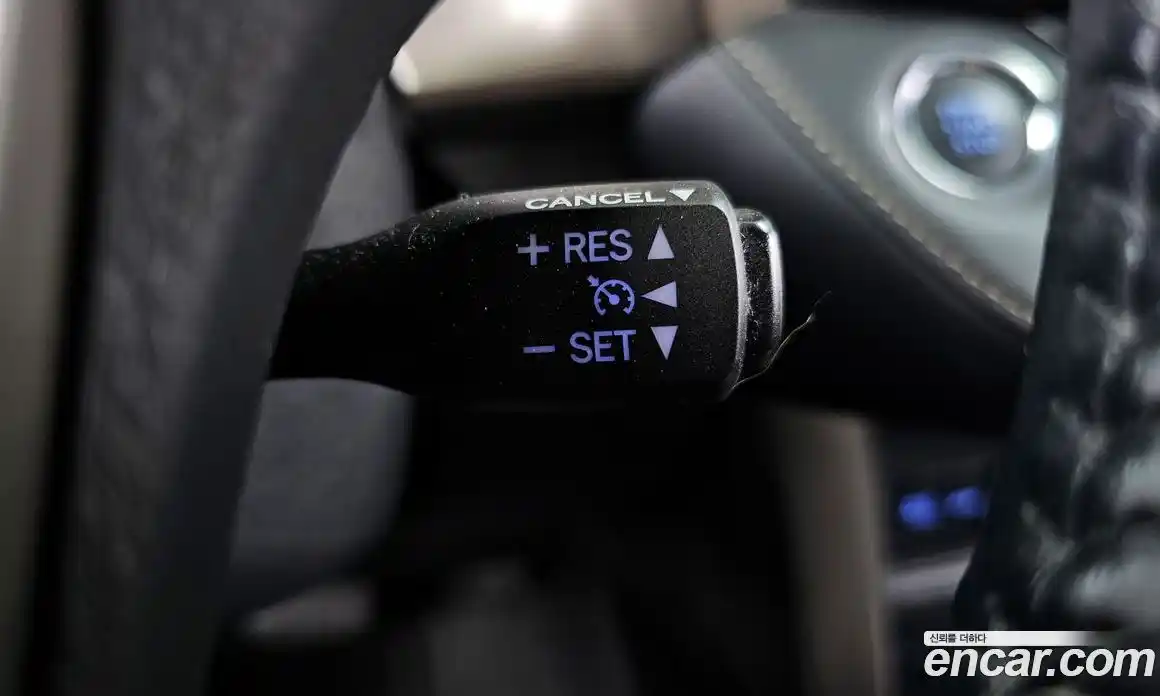 Toyota RAV4 2014 2.5 гидро в Москве № 2132972, фото 15