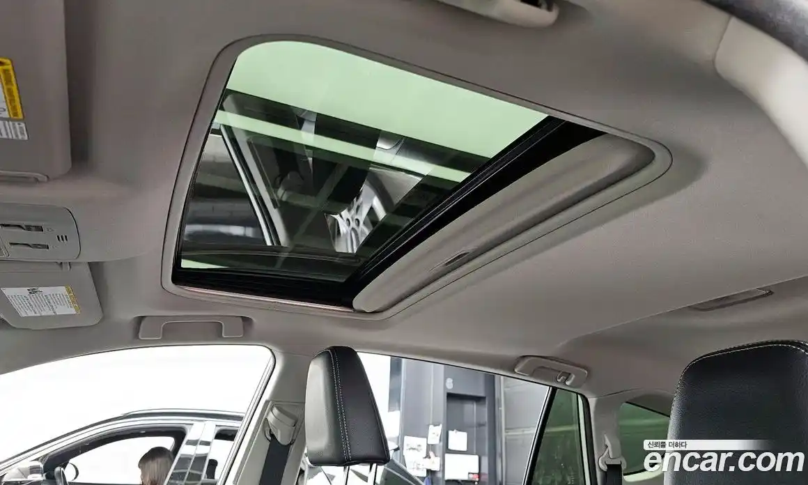 Toyota RAV4 2014 2.5 гидро в Москве № 2132972, фото 19