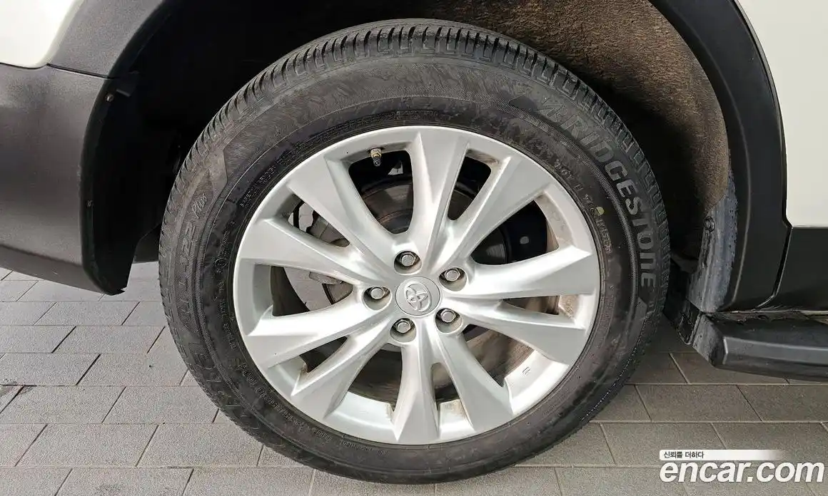 Toyota RAV4 2014 2.5 гидро в Москве № 2132972, фото 5