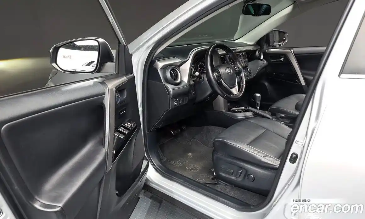 Toyota RAV4 2016 2.5 гидро, фото 10