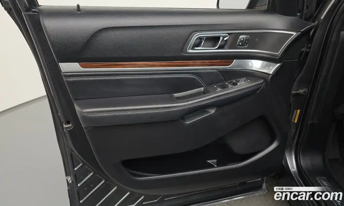 Ford Explorer 2017 2.3 гидро в Москве № 2133415, фото 14
