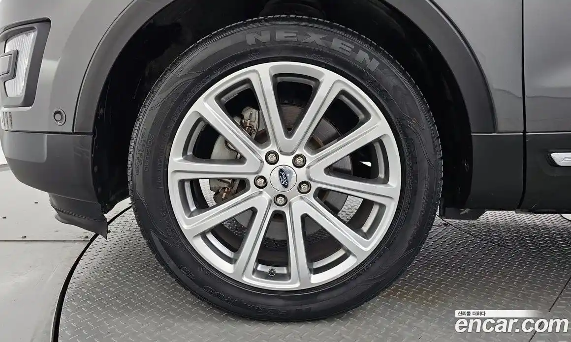 Ford Explorer 2017 2.3 гидро в Москве № 2133415, фото 5