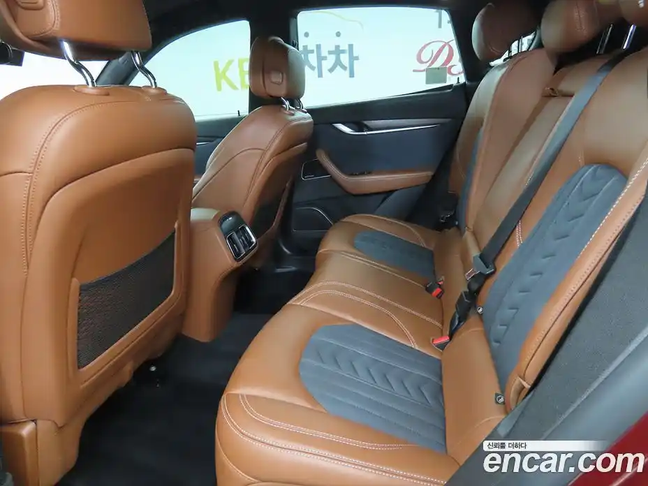 Maserati Levante 2018 3.0 гидро, фото 8