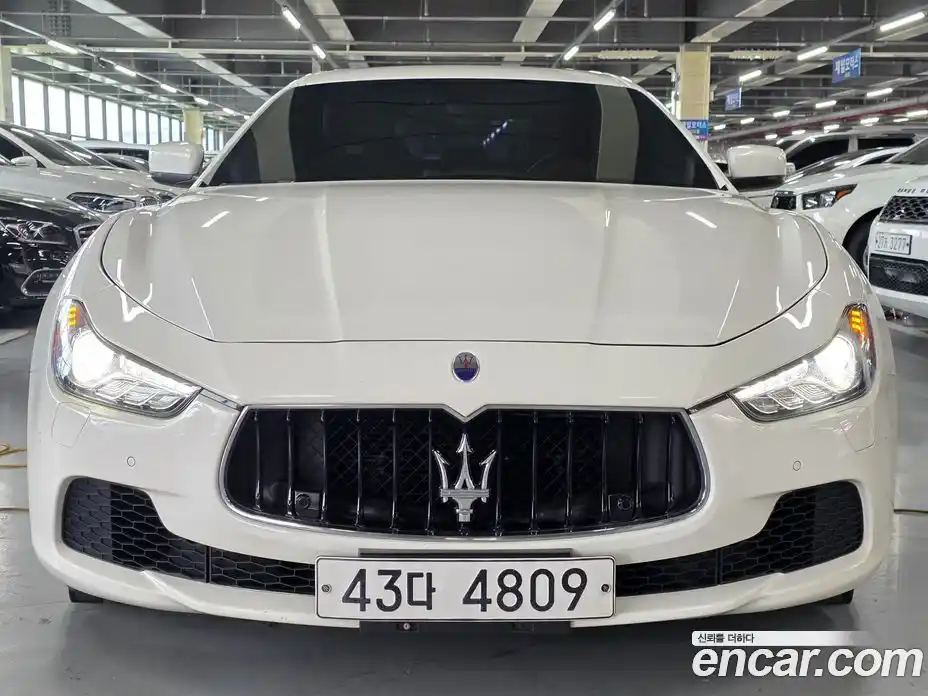 Maserati Ghibli 2016 3.0 гидро, фото 3