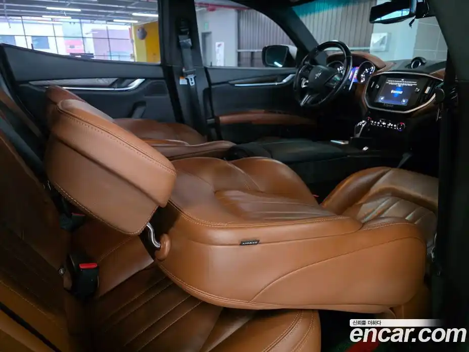 Maserati Ghibli 2016 3.0 гидро, фото 7