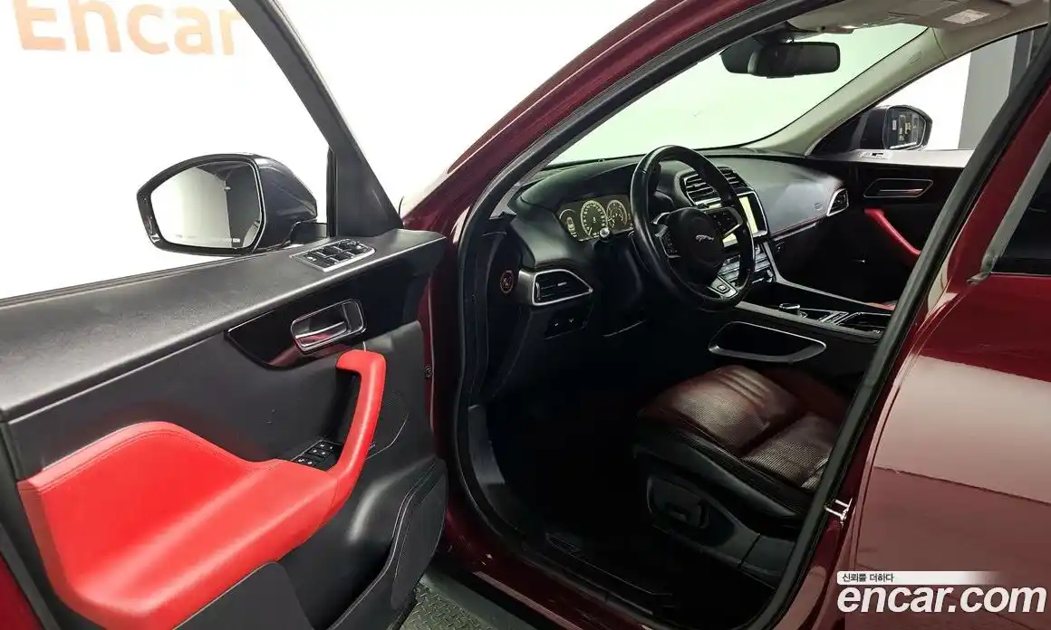 Jaguar F-Pace 2017 2.0 гидро, фото 10