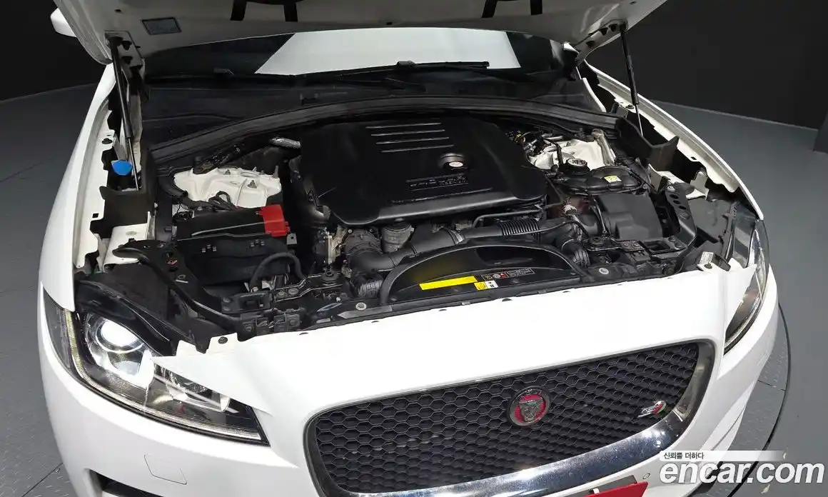 Jaguar F-Pace 2018 2.0 гидро, фото 6