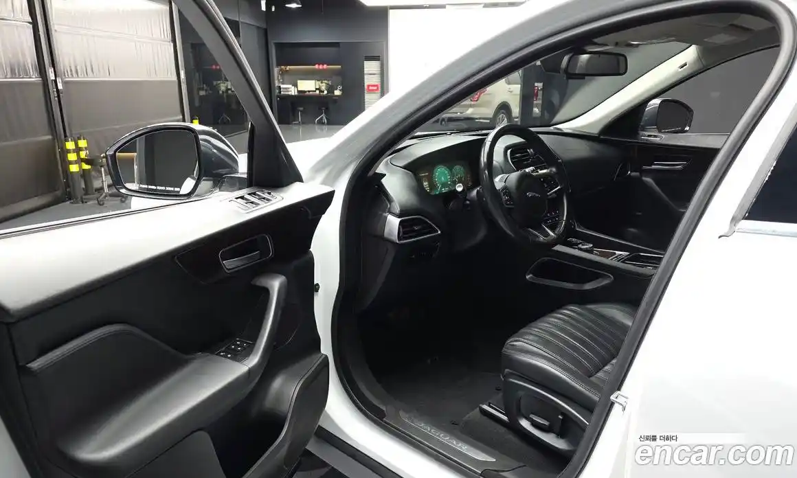 Jaguar F-Pace 2018 2.0 гидро, фото 10
