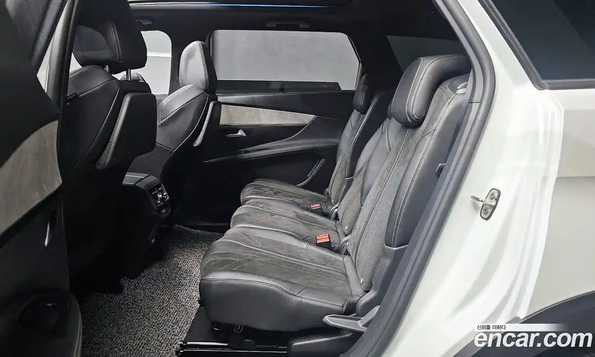 Peugeot 5008 2022 1.5 гидро в Москве, фото 17