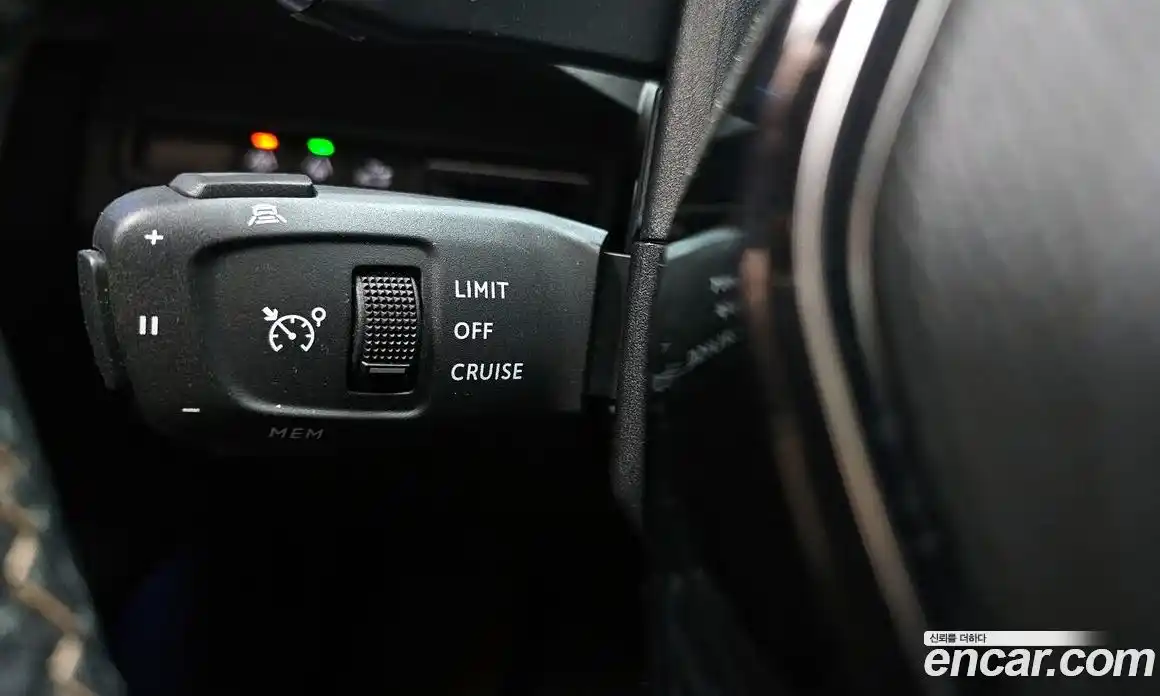 Peugeot 5008 2022 1.5 гидро в Москве, фото 23