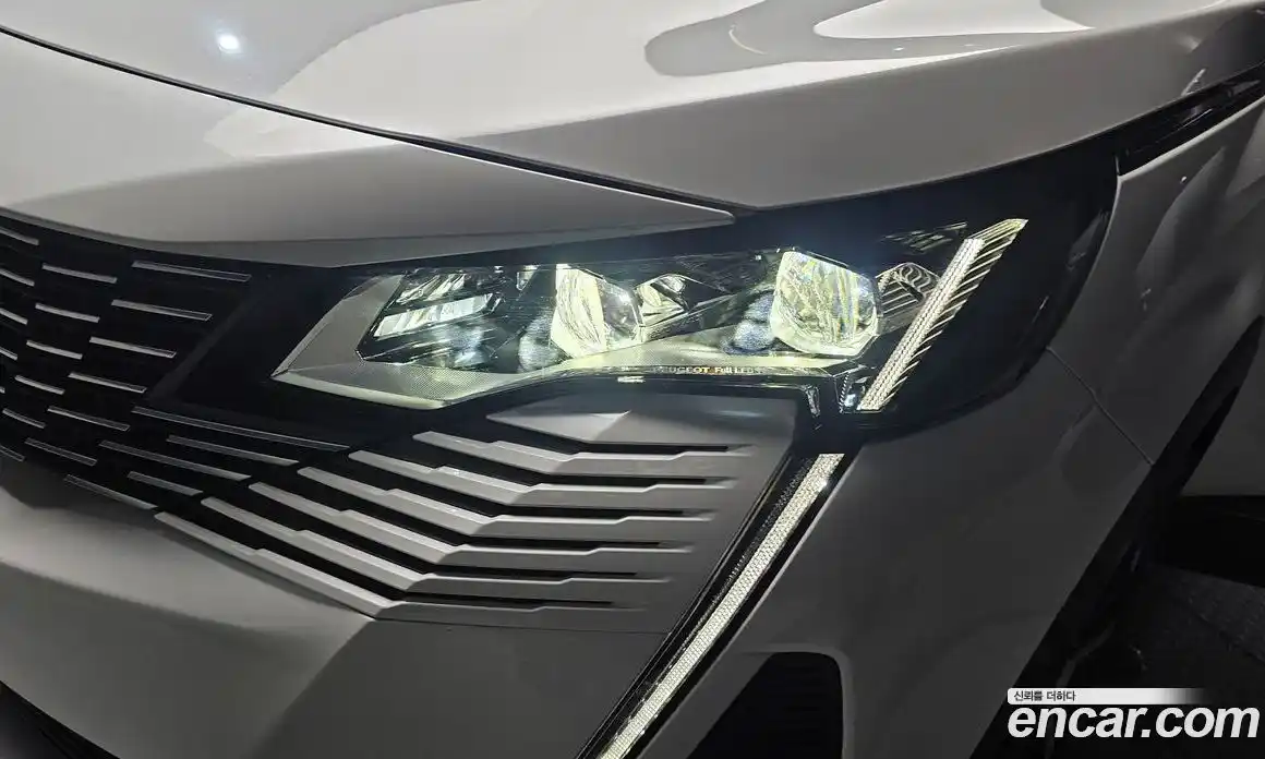 Peugeot 5008 2022 1.5 гидро в Москве, фото 8