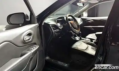 Jeep Cherokee 2020 2.4 гидро в Москве № 215461, миниатюра 12