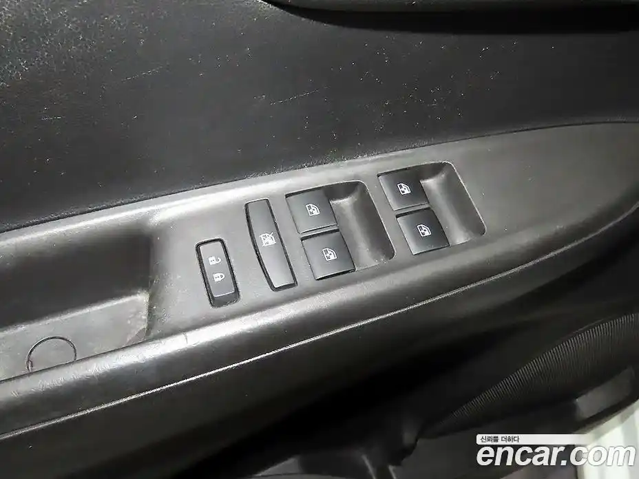 Chevrolet Spark 2015 1.0 гидро в Москве, фото 13