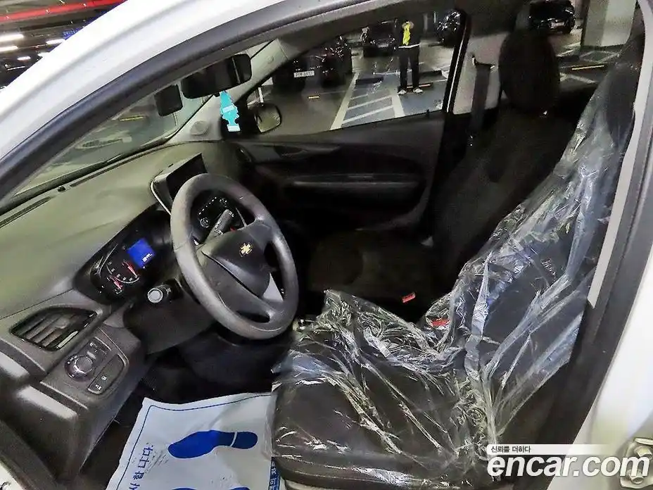 Chevrolet Spark 2015 1.0 гидро в Москве, фото 6