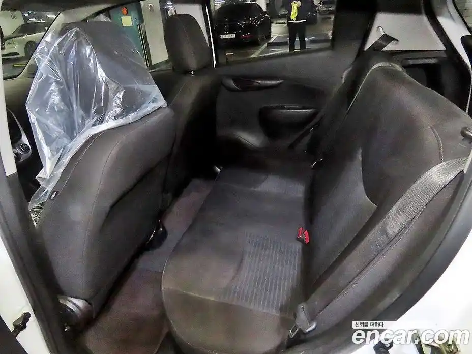 Chevrolet Spark 2015 1.0 гидро в Москве, фото 7