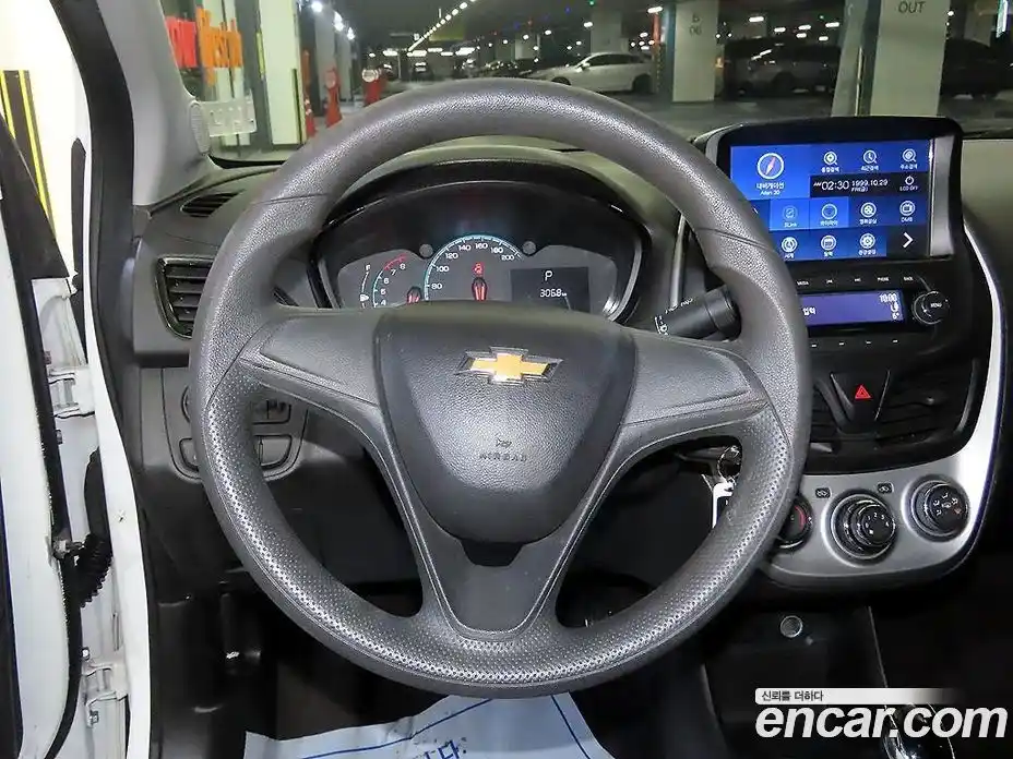 Chevrolet Spark 2015 1.0 гидро в Москве, фото 8