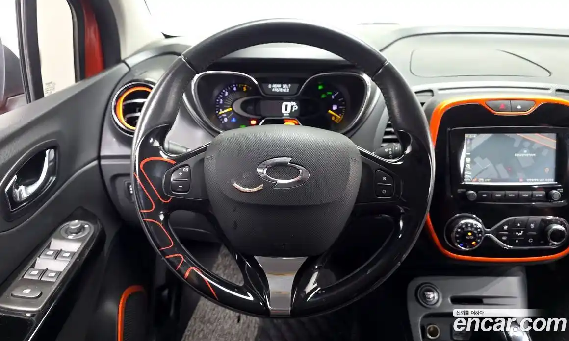 Renault QM3 2015 1.5 гидро в Москве № 106615, фото 13
