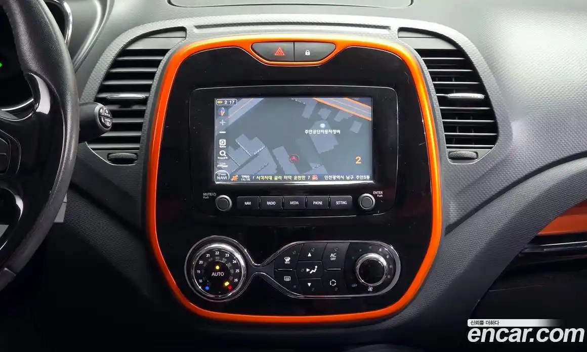 Renault QM3 2015 1.5 гидро в Москве № 106615, фото 14