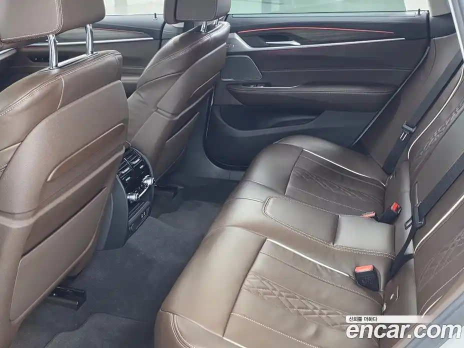 BMW 6-Series 2024 3.0 гидро в Москве, фото 11