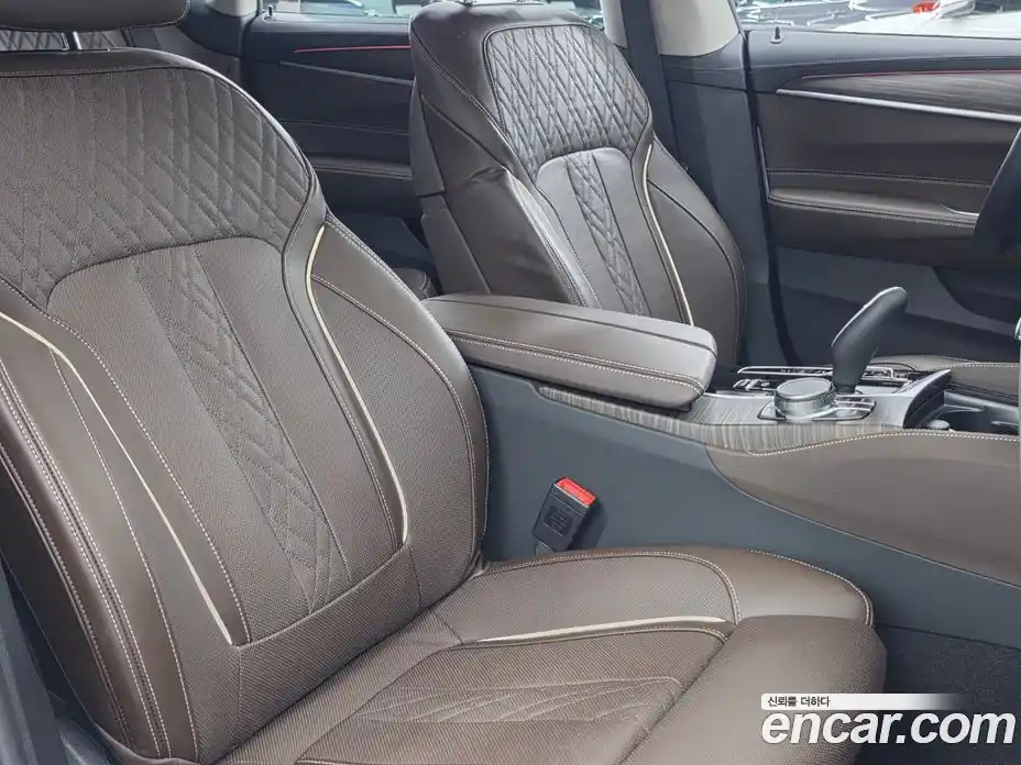 BMW 6-Series 2024 3.0 гидро в Москве, фото 13