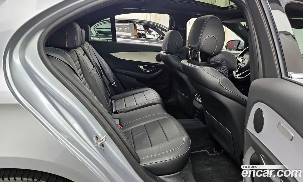 Mercedes-Benz E-Class 2020 2.0 гидро в Москве № 142056, фото 12