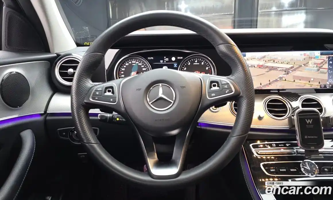Mercedes-Benz E-Class 2018 2.0 гидро в Москве № 160951, фото 13