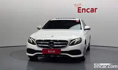 Mercedes-Benz E-Class 2018 2.0 гидро в Москве № 160951, миниатюра 3
