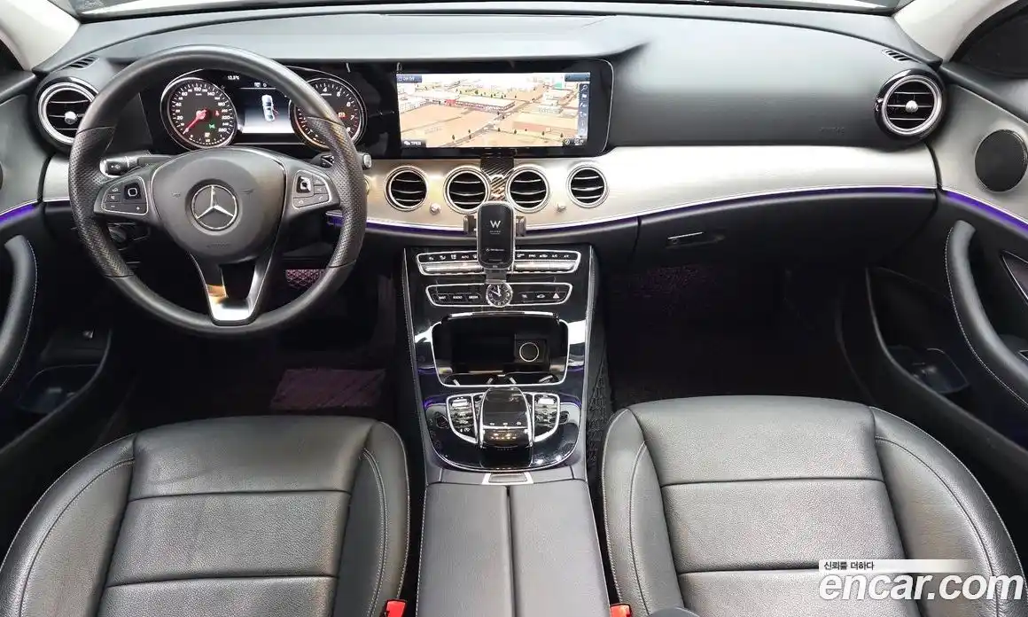 Mercedes-Benz E-Class 2018 2.0 гидро в Москве № 160951, фото 7