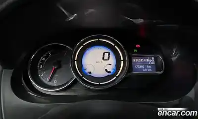 Renault SM3 2014 1.6 гидро в Москве № 181464, миниатюра 8