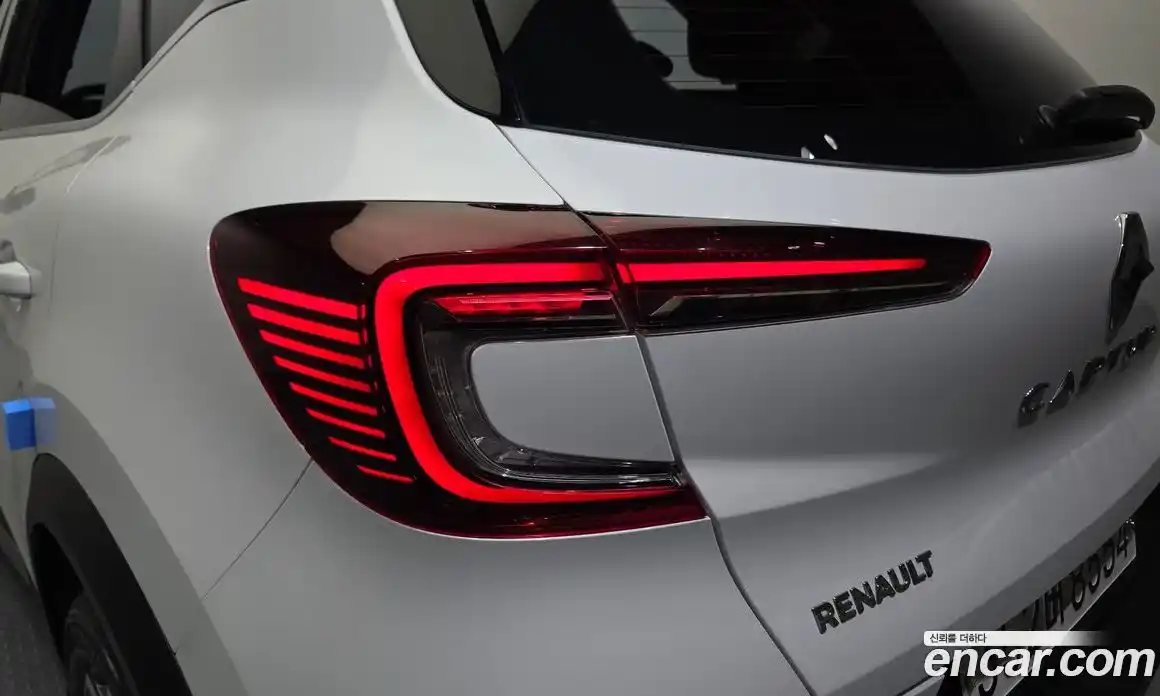 Renault Captur 2020 1.3 гидро в Москве, фото 9