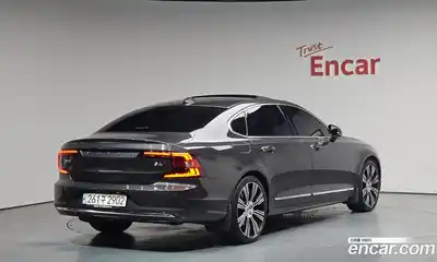 Volvo S90, 2022