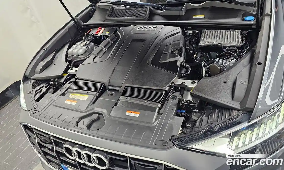 Audi Q8 2021 3.0 гидро в Москве № 196361, фото 6