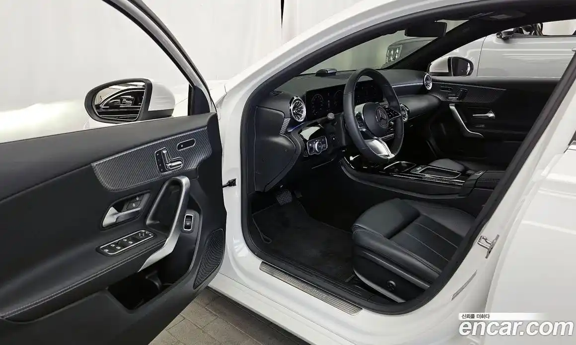 Mercedes-Benz A-Class 2024 2.0 гидро в Москве № 2122831, фото 13