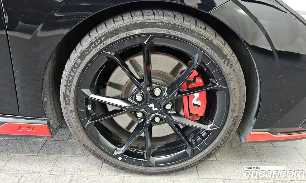 Hyundai Avante 2024 2.0 механика в Москве, фото 7