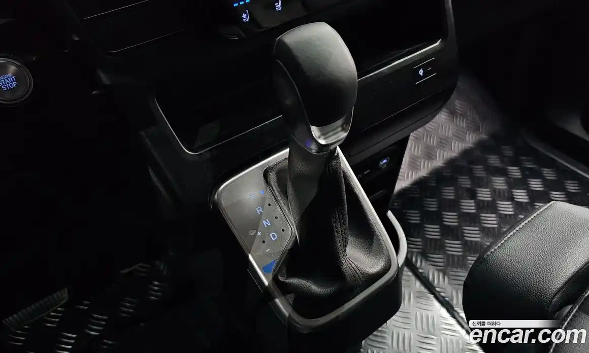 Hyundai Staria 2025 3.5 гидро в Москве, фото 12