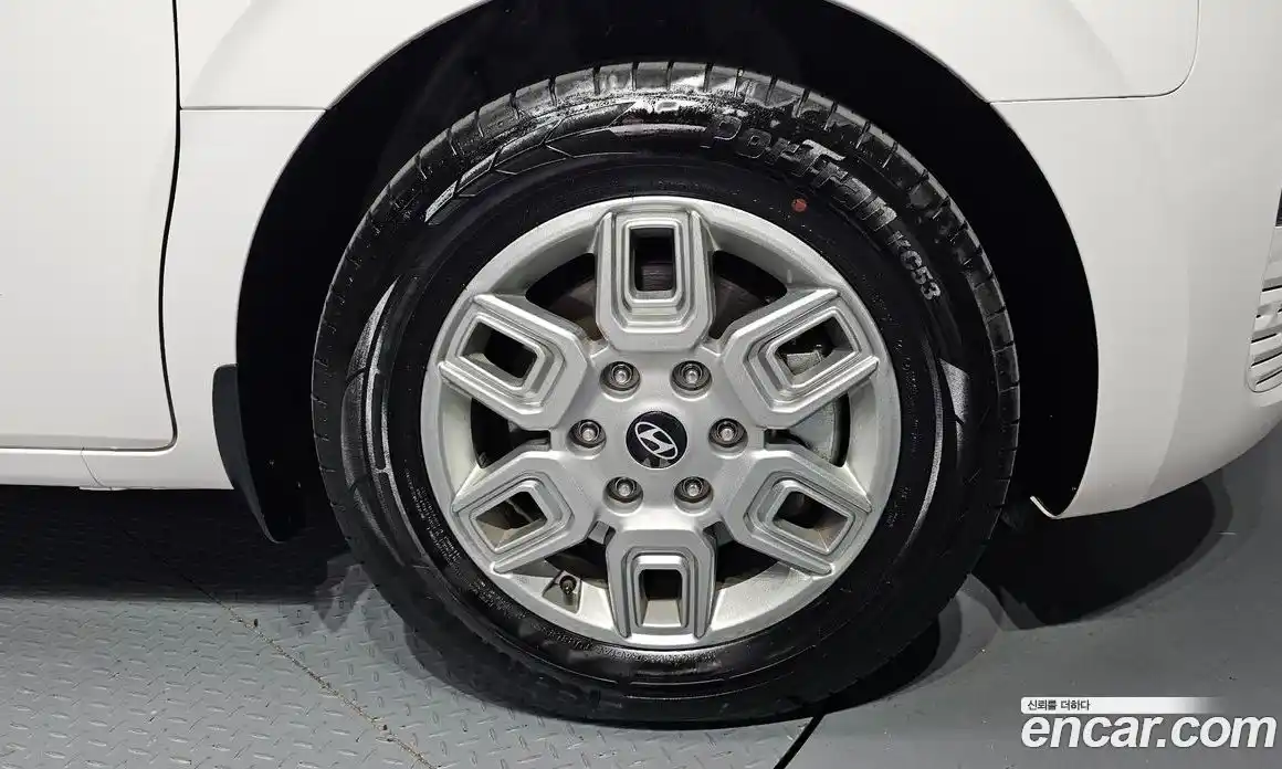 Hyundai Staria 2025 3.5 гидро в Москве, фото 7