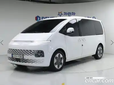 Hyundai Staria, 2024