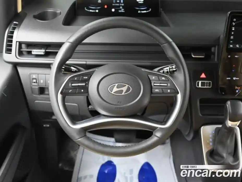 Hyundai Staria 2024 2.2 гидро в Москве, фото 13