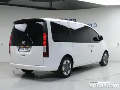 Hyundai Staria 2024 2.2 гидро в Москве, миниатюра 2